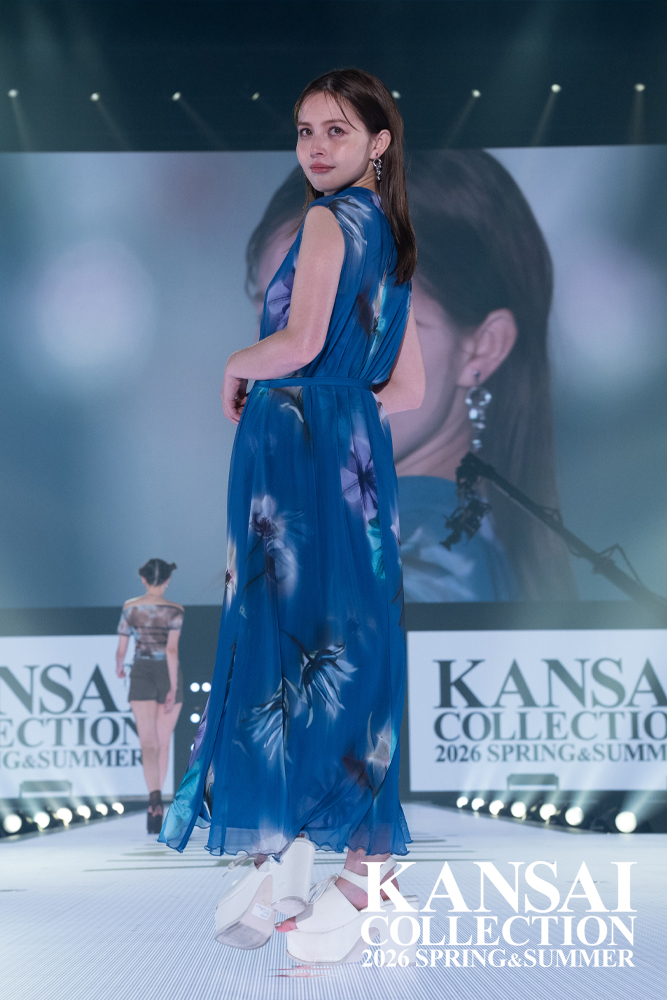 加藤ナナ