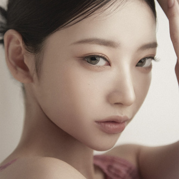 YOONSEO