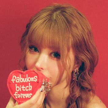 戦慄かなの(Senritsu Kanano)