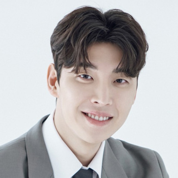KIM JEONG SU
