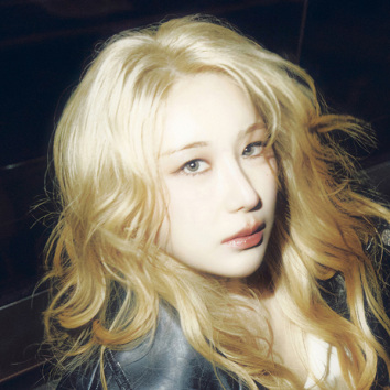 LEE CHAEYEON  